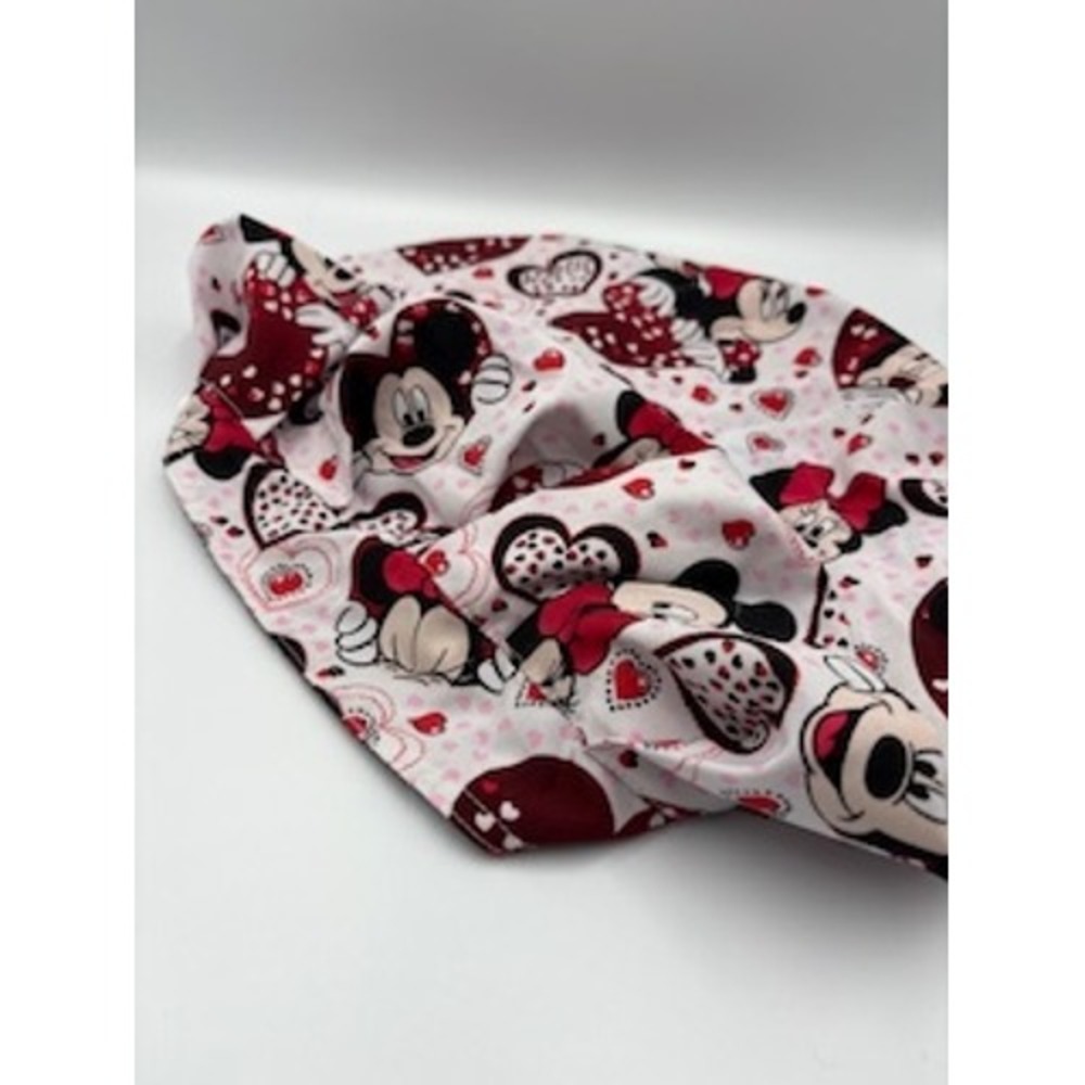 Disney Minnie Mouse Scrub Cap OS Pink Hearts Valentine Medical Surgical Hat‎ - Picture 2 of 4